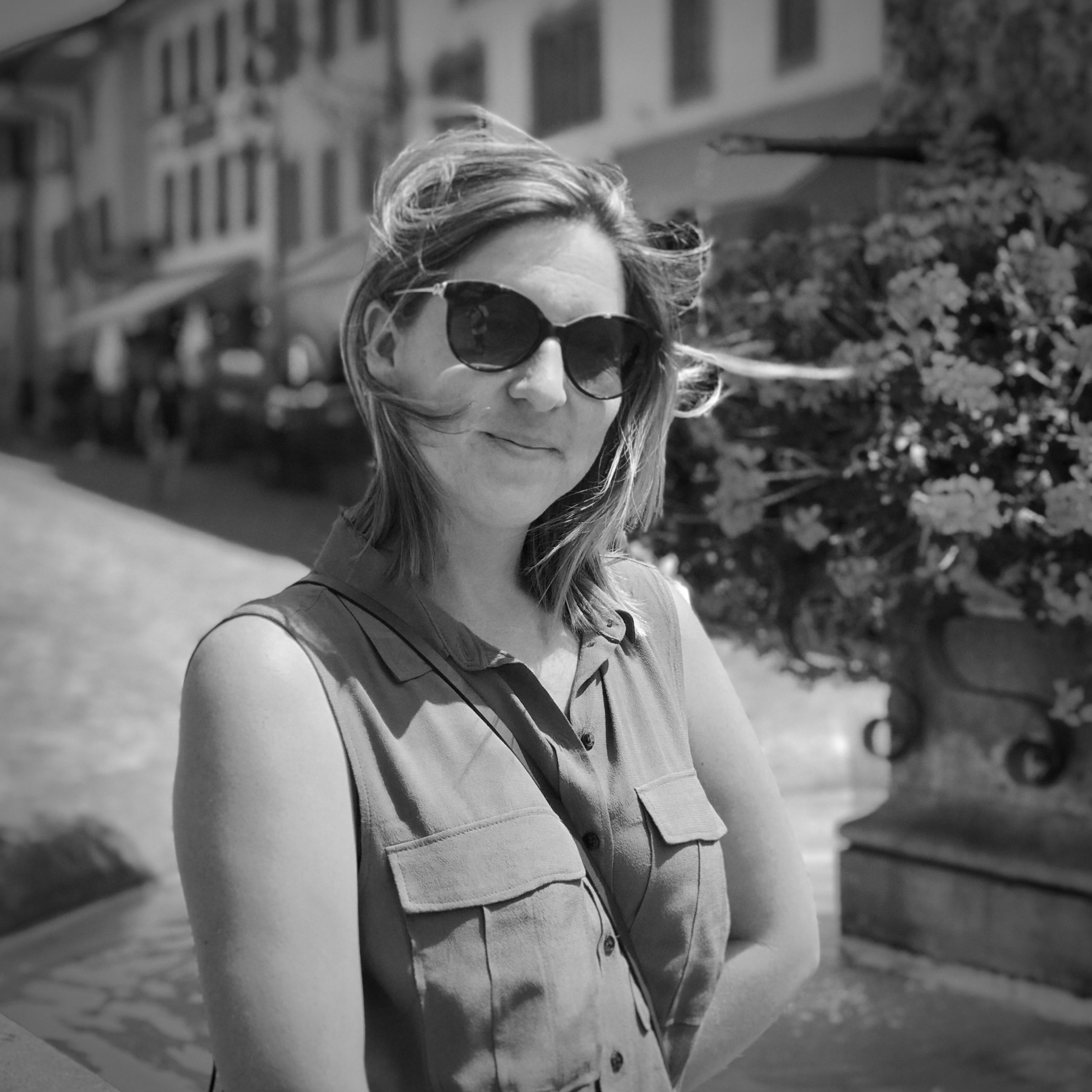 Get in Touch! - Emma Claire Wilson Author